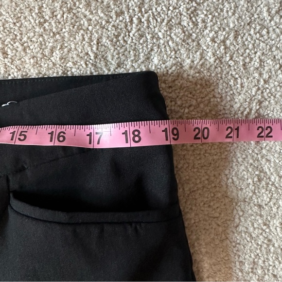 Chico’s Black Stretch Capri Pants, Size 16 - Picture 5 of 6